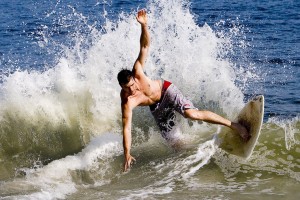 开云体育下载-楚阿梅尼一锤定音，法国中场用沉默的统治拯救高卢雄鸡